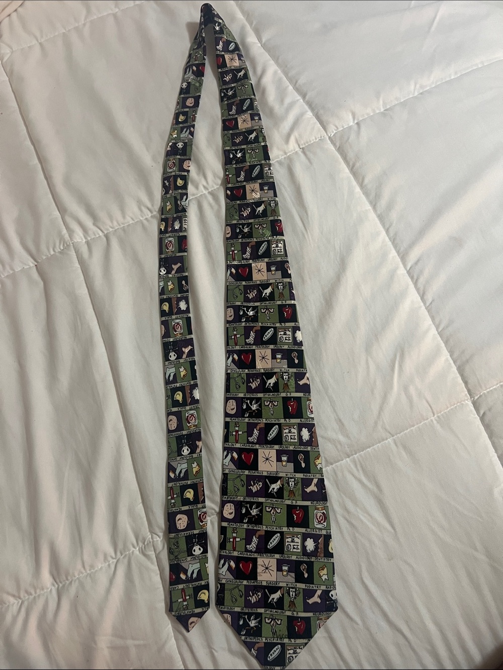 Nicole Miller Green Novelty Block-Pattern Tie w/ Pharmacist/Medical accents(#34)